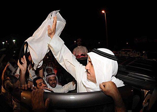 بالصور السلطات الكويتية تعتقل النائب المعارض مسلم البراك بعد تعرضه للذات الأميرية أريبيان بزنس