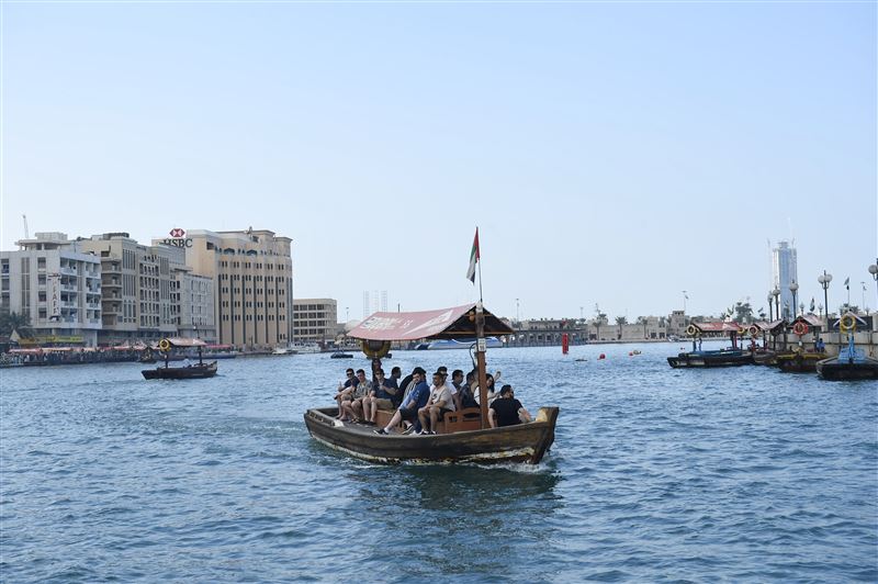 إعادة هيكلة خطوط النقل البحري في خور دبي