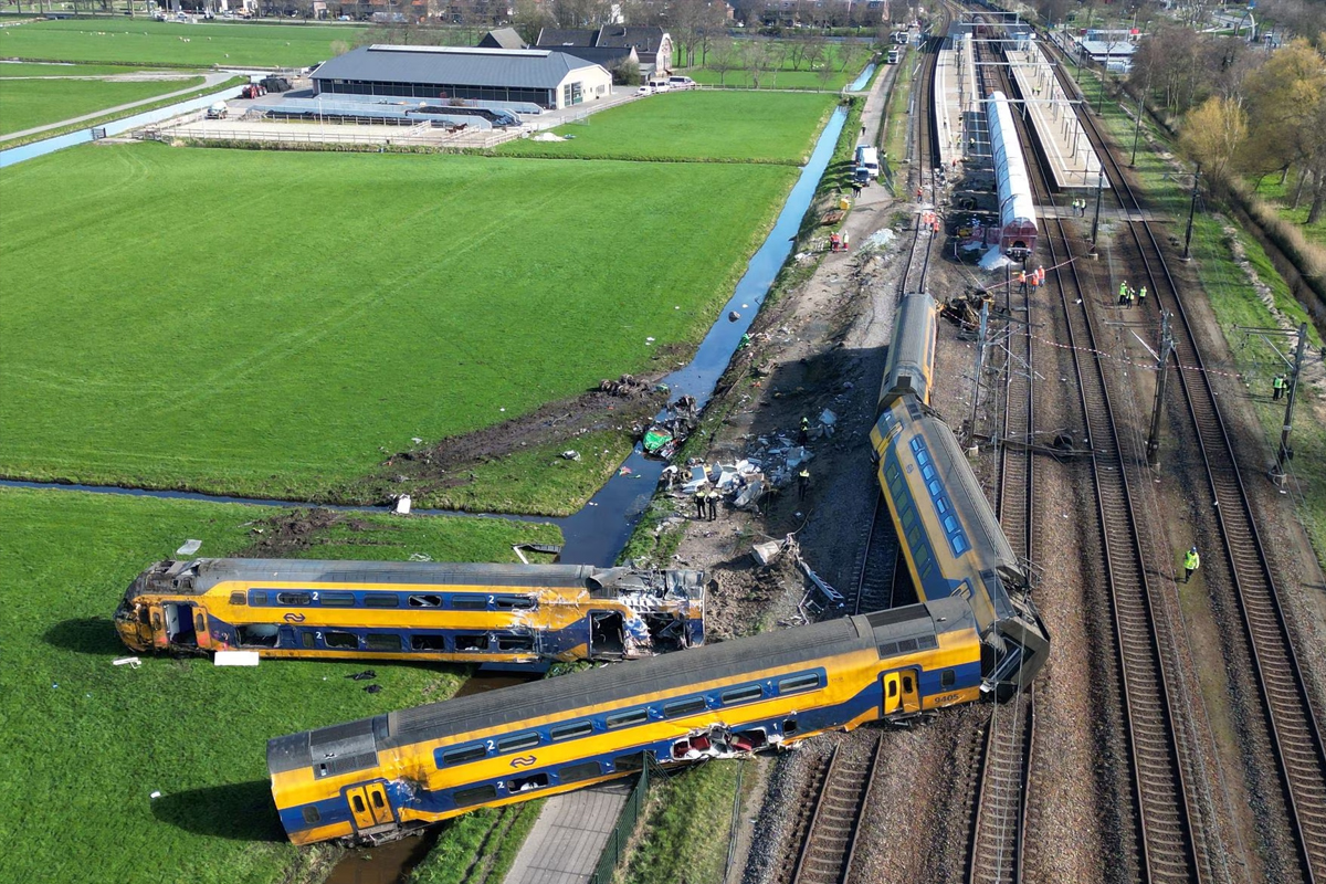 Jedna mrtva i 30 ozlijeđenih u željezničkoj nesreći u Nizozemskoj - Arabianbusiness