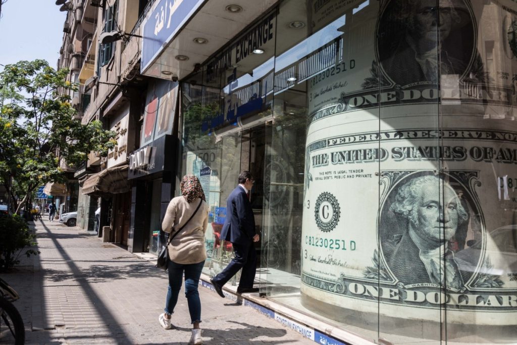 سعر الدولار في مصر اليوم الأحد 7-1-2024.. السوق السوداء ترتفع