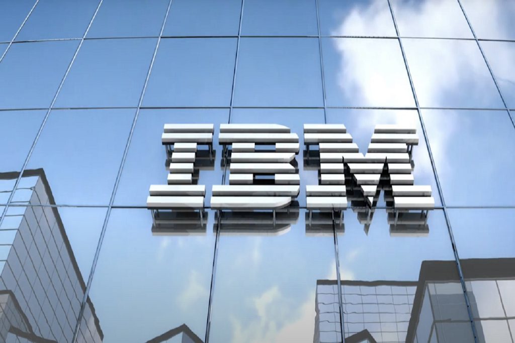 "ارفع يدك إذا كنت تريد التطوع للتسريح".. نصيحة IBM للموظفين