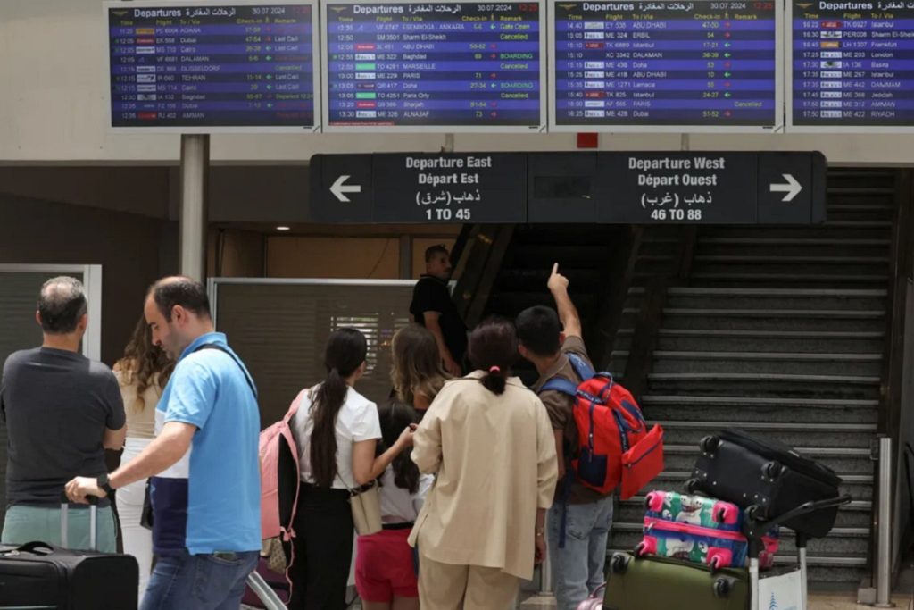 عزلة سماء لبنان تستمر.. ماذا فعلت شركات الطيران؟