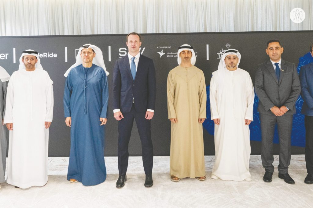 إطلاق أول خدمة تاكسي طائر في العالم في أبوظبي في 2025