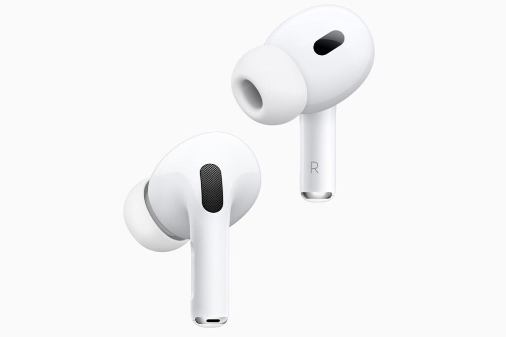 الترجمة المباشرة للمحادثات.. ميزة أبل لـ "AirPods" بنظام "iOS 19"