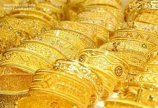تراجع سعر غرام الذهب في سورية إلى ألف ليرة أريبيان بزنس