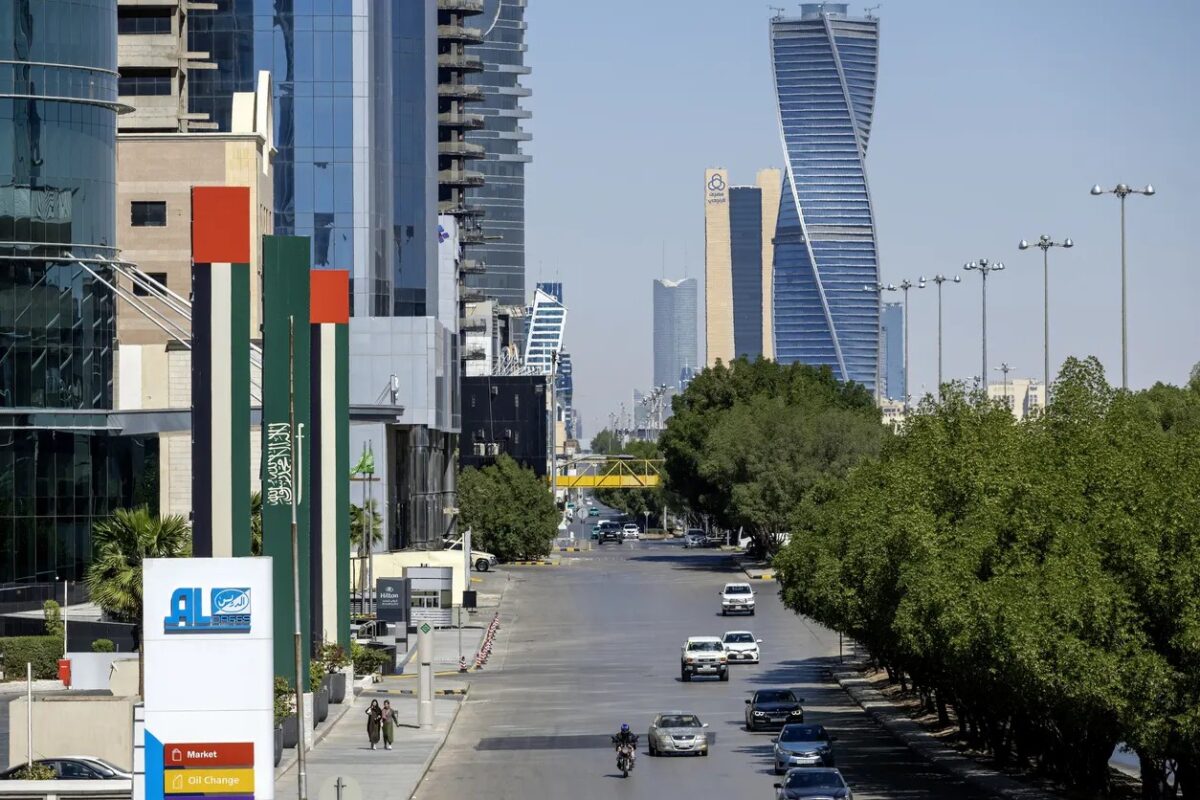 الأراضي البيضاء في السعودية