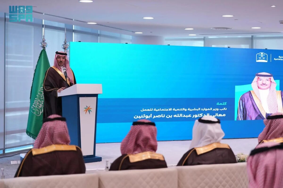 الأجر في عقد العمل