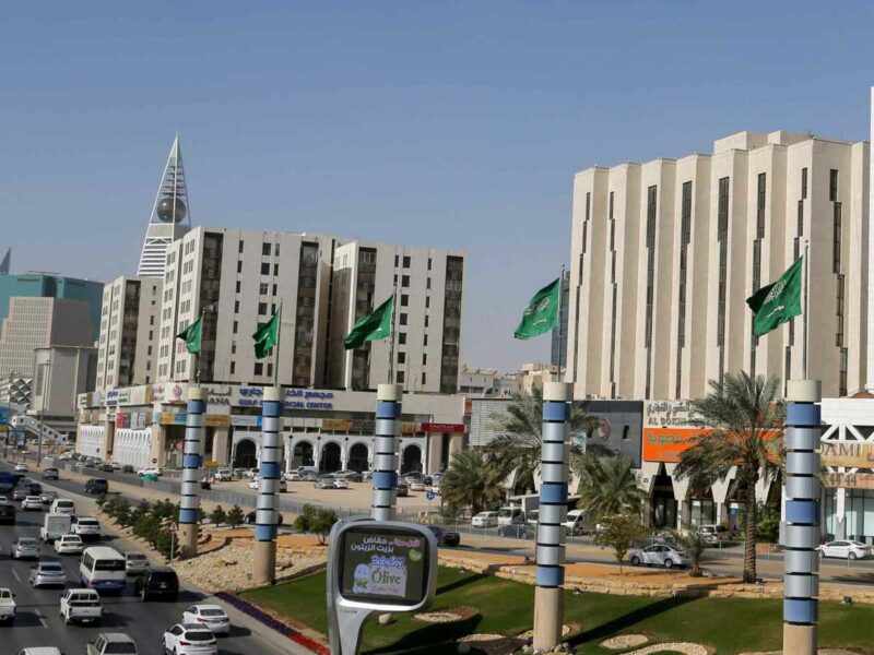 صندوق الاستثمارات يكشف فرصاً في السعودية