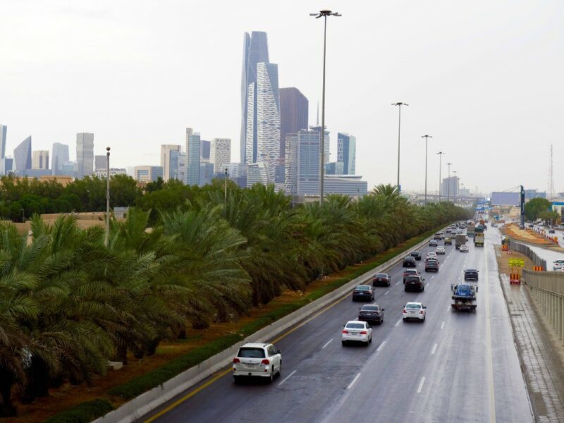 سجّل نشاط القطاع الخاص غير النفطي في السعودية أحد أقوى مستوياته