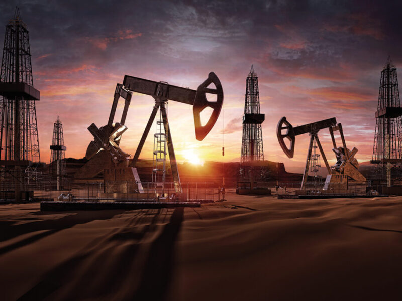 يتم تصنيف النفط الخام بناء على كثافته وكمية الكبريت والشوائب الأخرى التي يحتويها. الصورة: Shutterstock