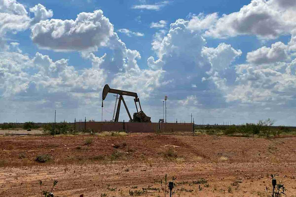 أسعار النفط سجلت في 2025 خسائر سنوية تقارب 20 بالمئة - Reuters