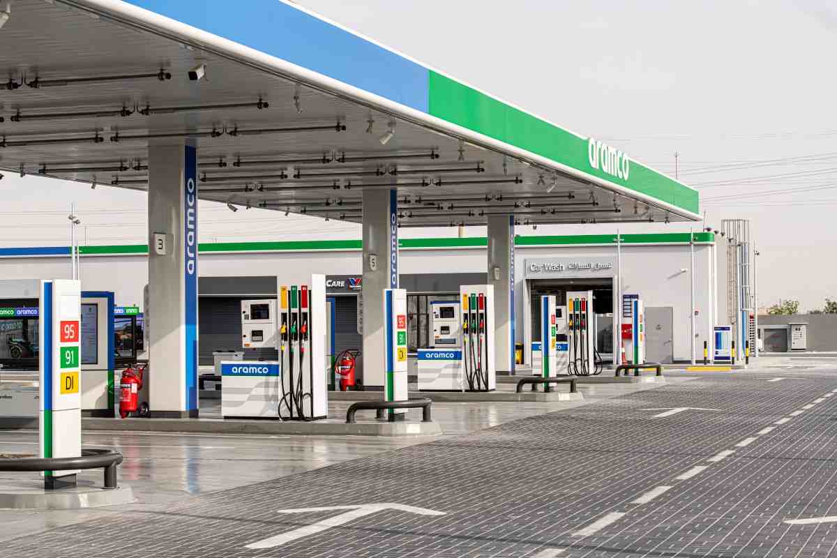 يلبي "بنزين 98" رغبات المستهلكين من مستخدمي المركبات الرياضية والمحركات ذات الأداء العالي - aramco