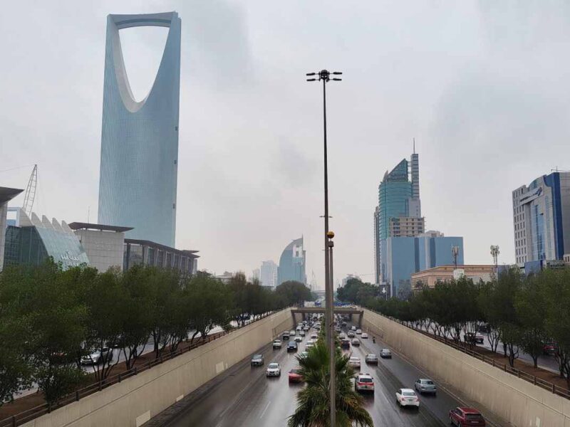 القرض يهدف لدعم مشروعات الطاقة والمياه والمرافق العامة - Reuters