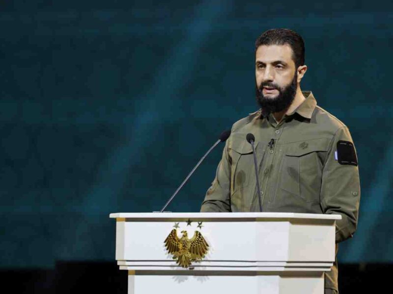 المرصد السوري لحقوق الإنسان يزعم أن هناك إطلاق نار حدث في القصر الجمهوري في 30 ديسمبر - Reuters