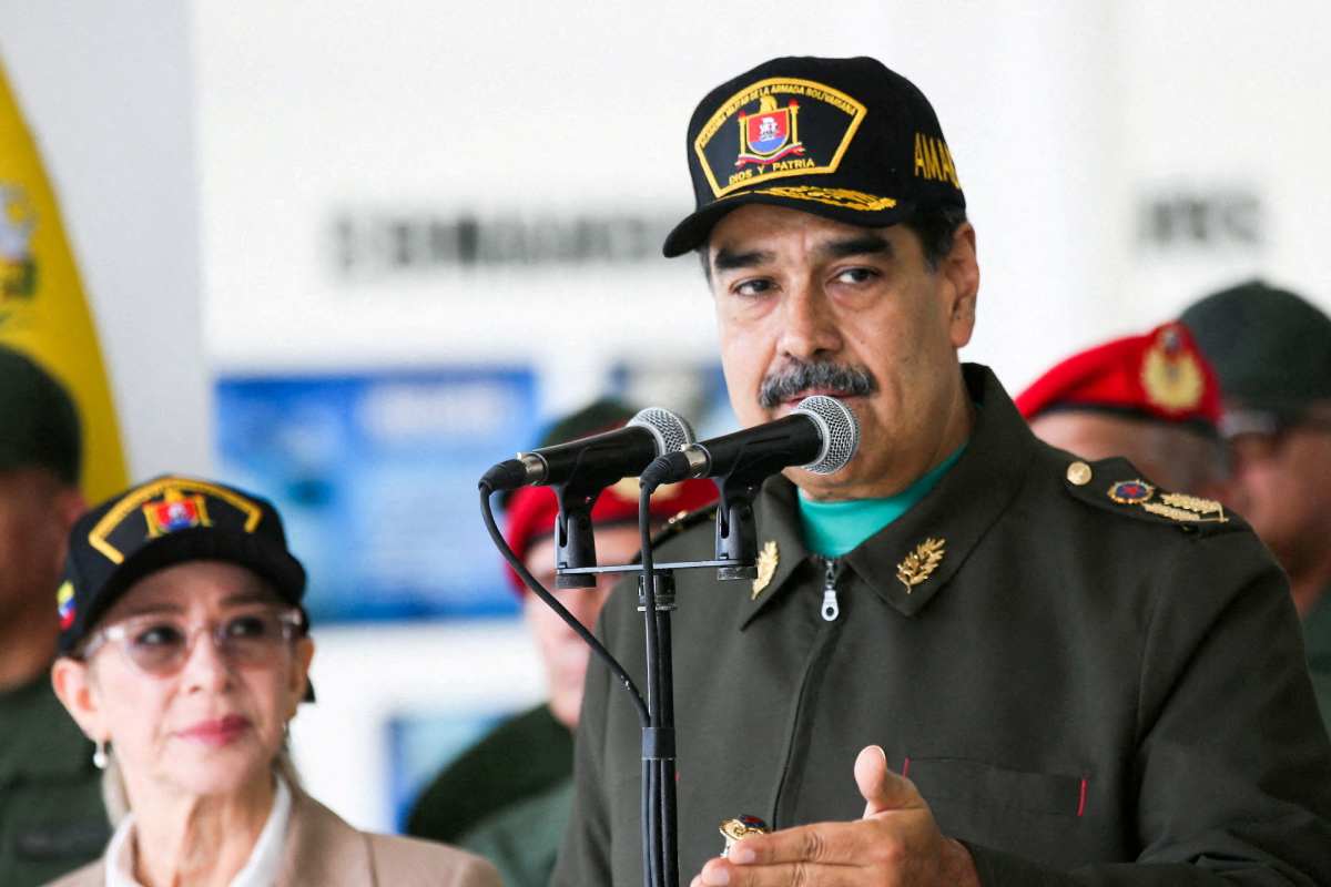 ترامب أعلن القبض على مادورو وزوجته ونقلهما خارج البلاد - Reuters