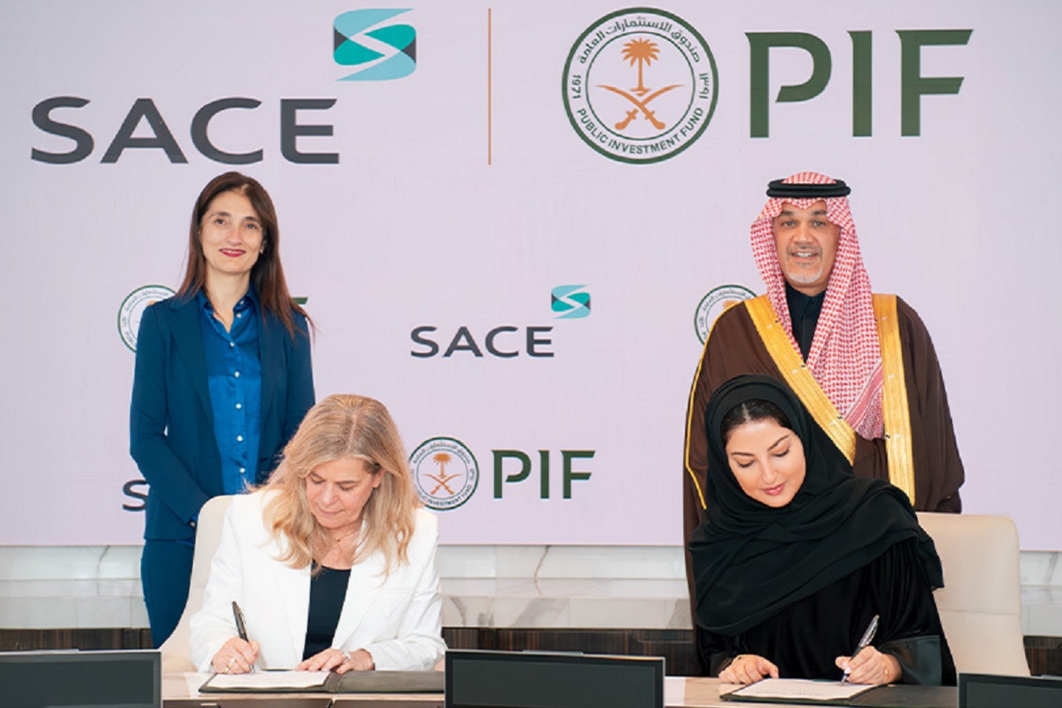 صندوق الاستثمارات العامة يوقع اتفاقا مع "ساس" الإيطالية بـ 3 مليارات دولار